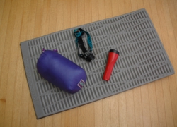 MS2-㈫-02 寝袋 マット個人用 ライト DSC_3899.JPG